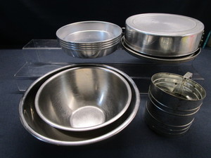 lot 61 image: Stainless Mixing Bowls, Sifter, Cake Pans, Vintage Taker