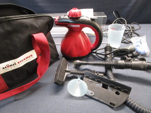 lot 110 image: Scunci Steamer