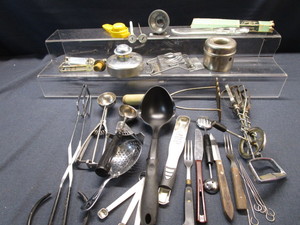 lot 117 image: Kitchen Utensils with Vintage