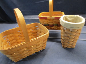lot 139 image: Longaberger Baskets