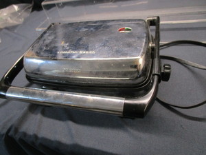 lot 182 image: Hamilton Beach Sandwich Maker