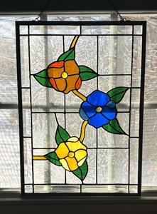 lot 34 image: Decorative Floral Design Stained Glass Panel