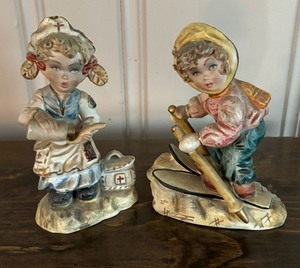 lot 134 image: Adorable Vintage Italian Figurines