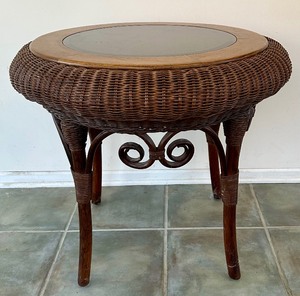 lot 21 image: Vintage Brown Rattan  Wicker Glass Top Side Table