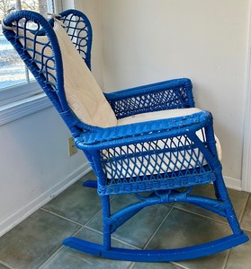lot 11 image: Vintage Blue Wicker  Rattan Rocking Chair