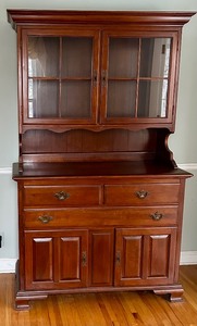 lot 2 image: Vintage Early American Ethan Allen Solid Cherry Hutch