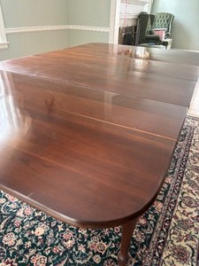 lot 3 image: Lovely Vintage Brown Wooden Dining Table
