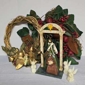 lot 64 image: Nativity Scene and Holiday Decor