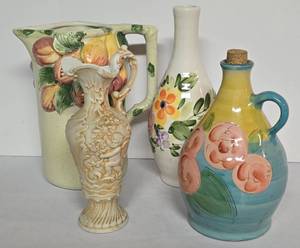 lot 156 image: Sweet Pottery PitcherVase Grouping