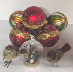 lot 159 image: Large and Lovely Ornaments Plus Pair of Bird Figures