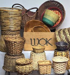lot 171 image: Eclectic Box & Basket Grouping