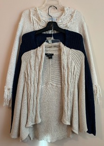 lot 189 image: Three Cardigan Sweaters in Tan, Cream and Blue by Willows, Karan Kane and Tommy Bahama