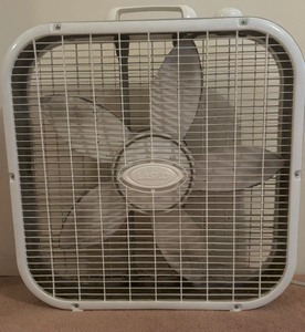 lot 258 image: Vintage Lasko Floor Fan