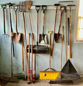 lot 246 image: Large Lot of Long Handled Tools