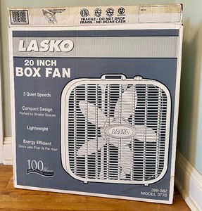 lot 129 image: 20 Inch Lasko Box Fan