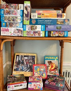 lot 118 image: Large Lot of New and Vintage Puzzles
