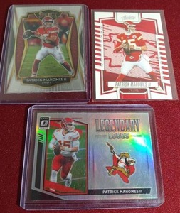 lot 109 image: (3) Patrick Mahomes Cards - Includes Prizm