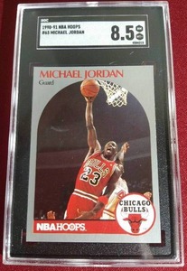 lot 209 image: 1990-91 Hoops Michael Jordan Card - SGC 8.5