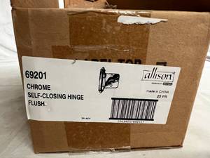 lot 46 image: 25 Allison Chrome Self-Closing Hinges