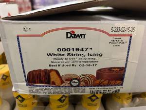 lot 47 image: UP. 27lbs White Spring Icing in piping Bags-Frozen