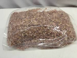 lot 77 image: L. 5lbs Bacon PiecesCrumbles