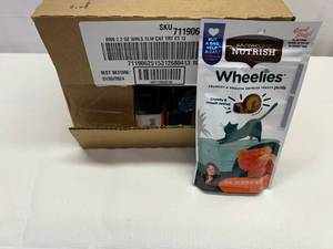 lot 172 image: 12x 2.2oz Nutrish Wheelies Salmon Cat Treats