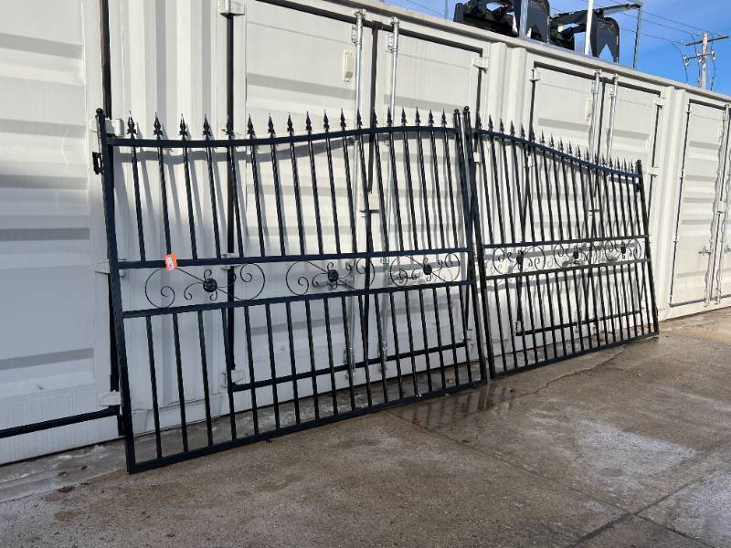 lot 9420 image: FUTURE 20 Foot Wrought Iron Bi-Parting Gate (FT-T20)