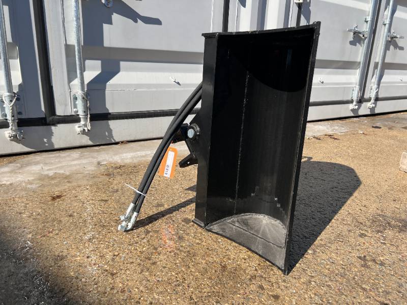 lot 6476 image: FUTURE Tilting Excavator Bucket, 24 Inch