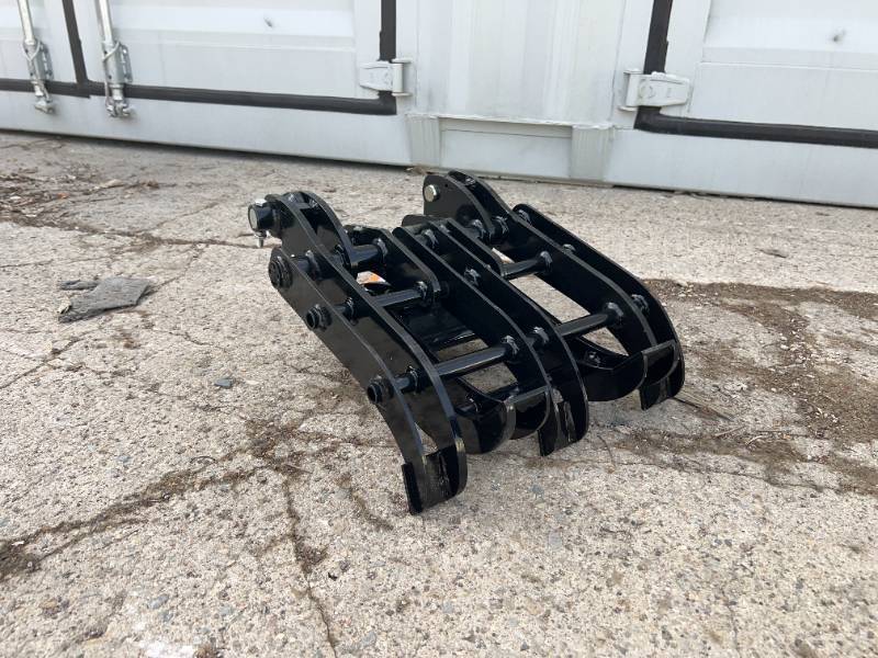 lot 6518 image: FUTURE Excavator Grapple
