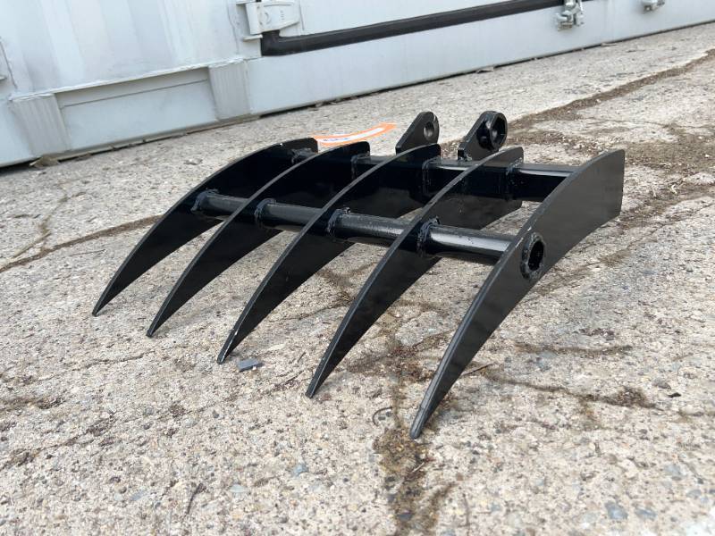lot 6522 image: FUTURE Excavator Rake