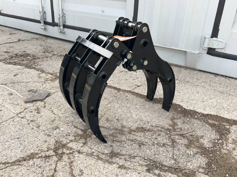 lot 6530 image: FUTURE Excavator Grapple