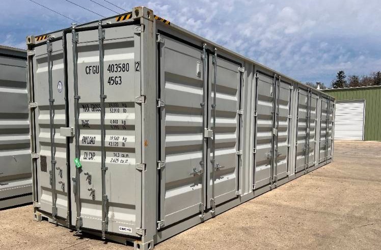 lot 20 image: CFGU4035802  40HC Sea Container w4 Side Doors, Single Trip
