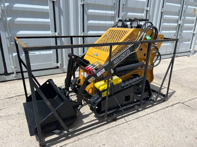 lot 3335 image: 2024 AGT Compact Track Loader (MX-CRT23)