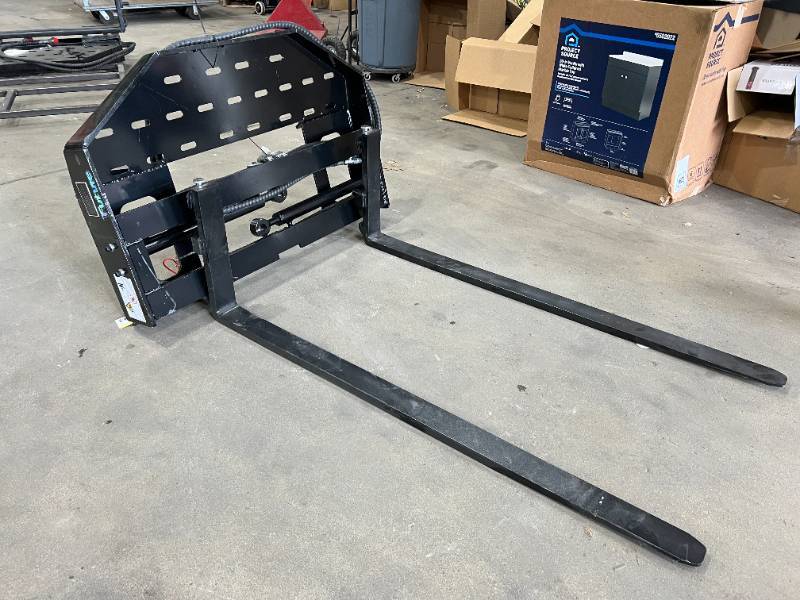lot 1869 image: FUTURE Side Shift Forks (FT D-CYHC)