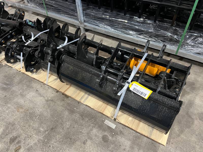 lot 6680 image: FUTURE Excavator Attachments, 8 Pieces