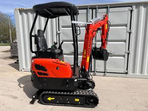 lot 4477 image: 2025 AGT Mini Excavator (YNT18)