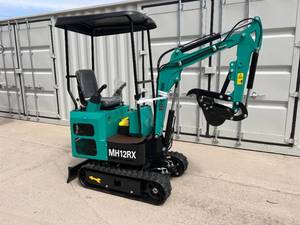 lot 4044 image: 2025 AGT Mini Excavator (MX12RX)    rear paint