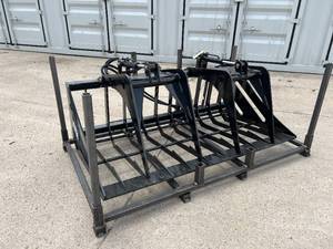 lot 1640 image: FUTURE Skid Steer Grapple (FT-HWG72)