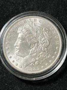 lot 06 image: 1885-O US MORGAN SILVER DOLLAR IN AIRTITE