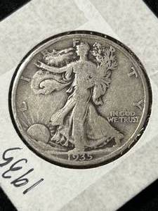 lot 42 image: 1935 US WALKING LIBERTY HALF DOLLAR