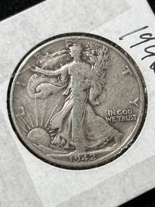 lot 61 image: 1942-D US WALKING LIBERTY HALF DOLLAR