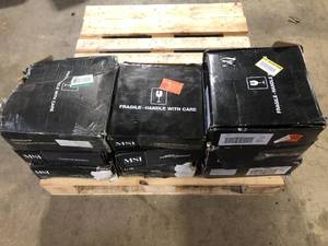 lot 32 image: Pallet of Mixed Assorted Ceramic Flooring Various Models and Conditions   Customer Returns See Pictures