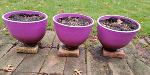 lot 114 image: Resin Purple Planter Trio
