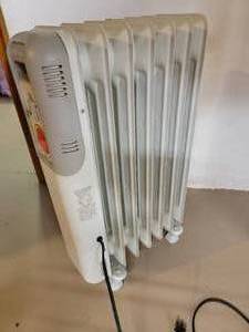 lot 130 image: Lakewood Electric Space Heater