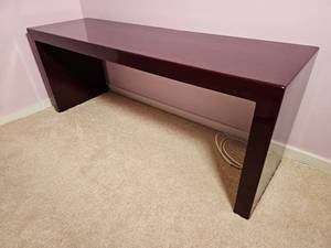 lot 48 image: Deep Burgundy Low Consol or Bench