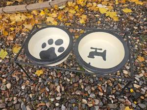lot 105 image: Stoneware Food & Water Bowls, A  as is