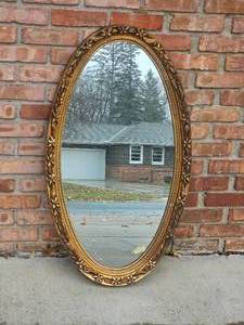lot 107 image: Blossom Frame Gilt Dcor Mirror