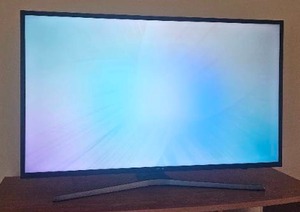 lot 108 image: 43 Inch Samsung Television