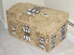 lot 111 image: Whimsical Mache Trunk