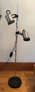 lot 62 image: Vintage Adjustable Double Light Floor Lamp